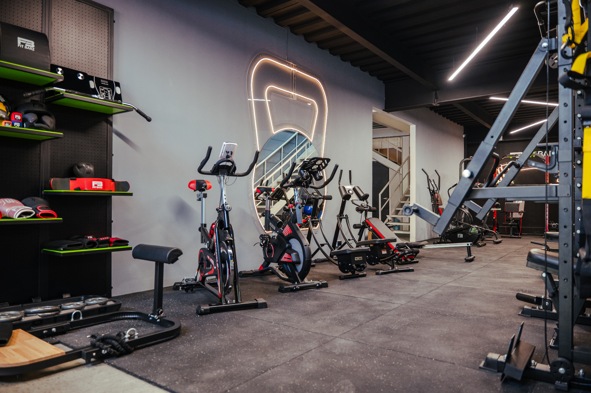 Showroom Fitbarz 2